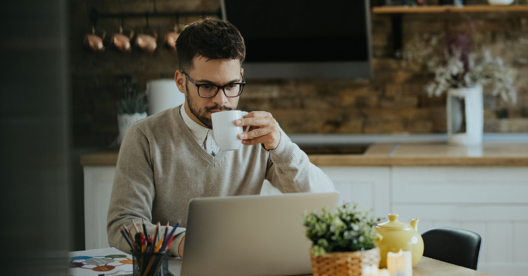 تحديات العمل عن بُعد وأفضل الحلول