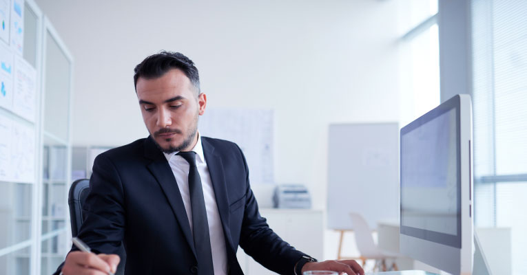 الاتجاهات الصحية النفسية لقادة ومديري الموارد البشرية